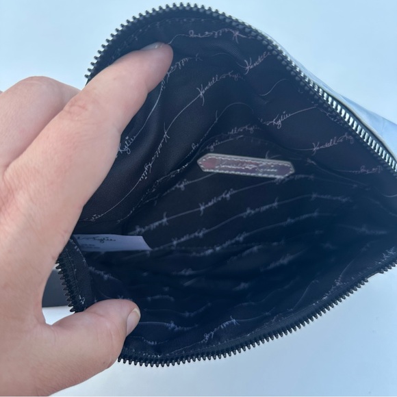 Kendall & Kylie Iridescent Fanny Pack Belt Bag - Picture 5 of 9